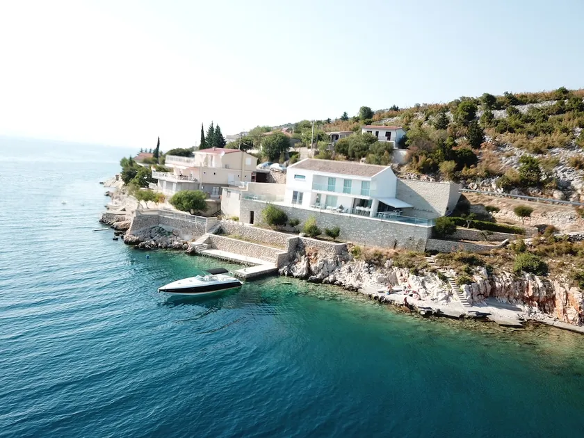 Villa Basthel with swimming pool, Jacuzzi and sauna . - Image 1