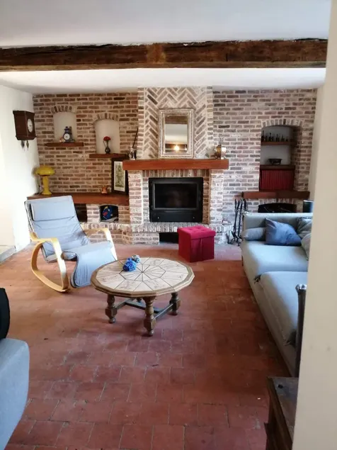 Entire house, 3 bedrooms, in the heart of Avesnois - Image 1
