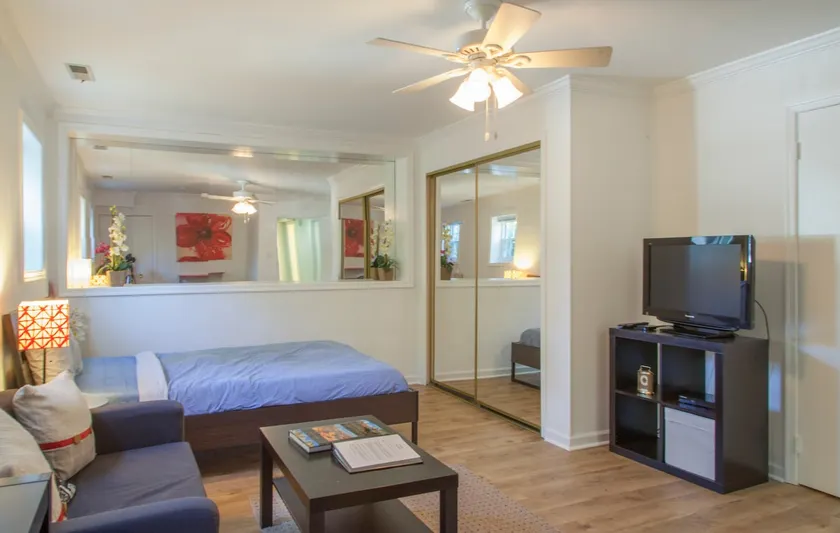 Studio Apt/Reston/by IAD&metro WIFI - Image 1