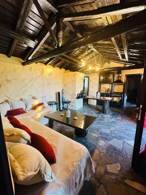 Mamma Mia Cottage - Image 1