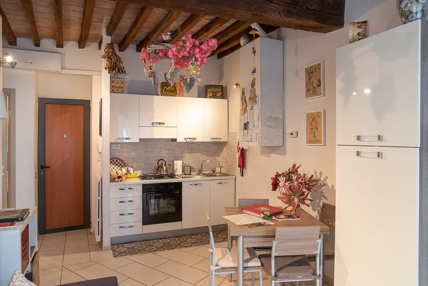 Simonetta house in the village - Image 1