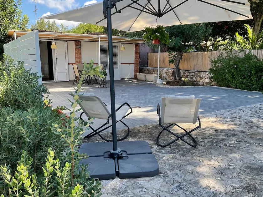 Laura's Cottage - Image 1