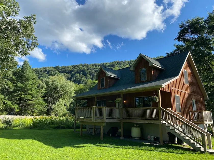 Early Riser's Retreat! Delaware River access+Sauna - Image 1