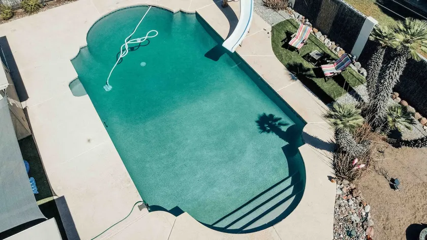 The Desert Sunset: 4 BDR, 5 Beds, Fast Wifi, Large TV, Large private pool, - Image 1