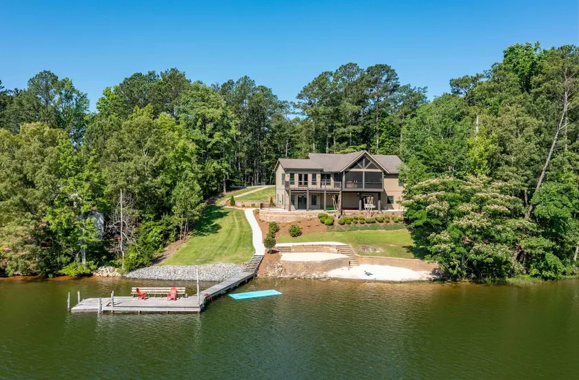 Luxury Lakehouse! Sleeps 15, Pets Welcome! - Image 1