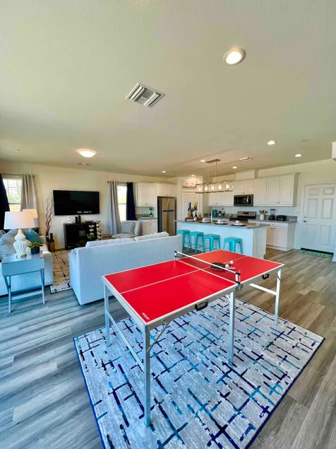 Stunning Hill Top 5bdr Home Sleeps 16 Riverside - Image 1