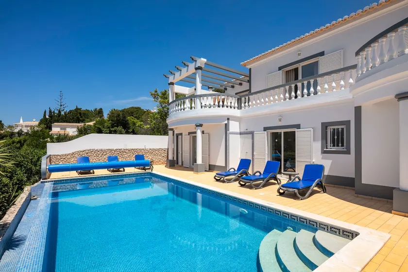 Nº23 Golfe Santo Antonio - Villa con 3 camere da letto splendidamente arredata con vista sulla piscina, sul mare e sul golf! - Image 1