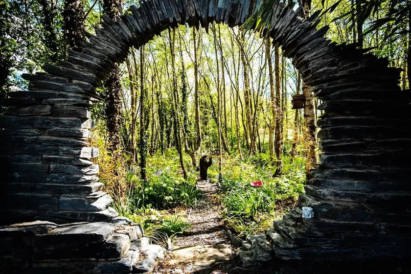 'Sleepy Hollow'Romantic cottage in idyllic garden - Image 1