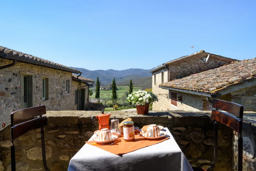 Bramasole: Peace in the countryside - Image 1
