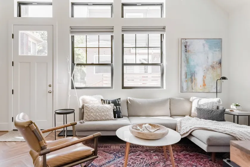 Chic Guest House in the Heart of the City - Image 1