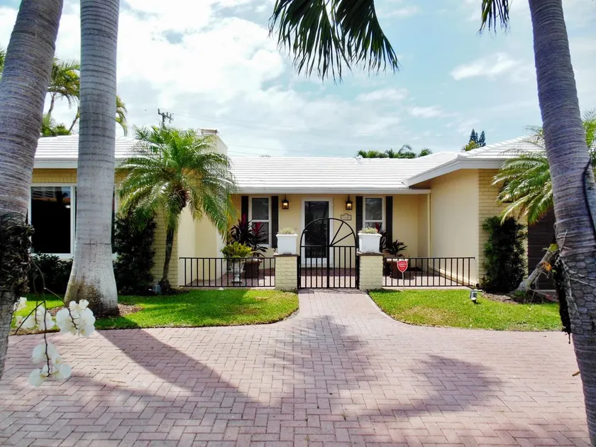 4/2 Pool Home. Tropisk, privat, kort promenad till stranden / restaureringar, betygsatt 5 stjärnor !! - Image 1