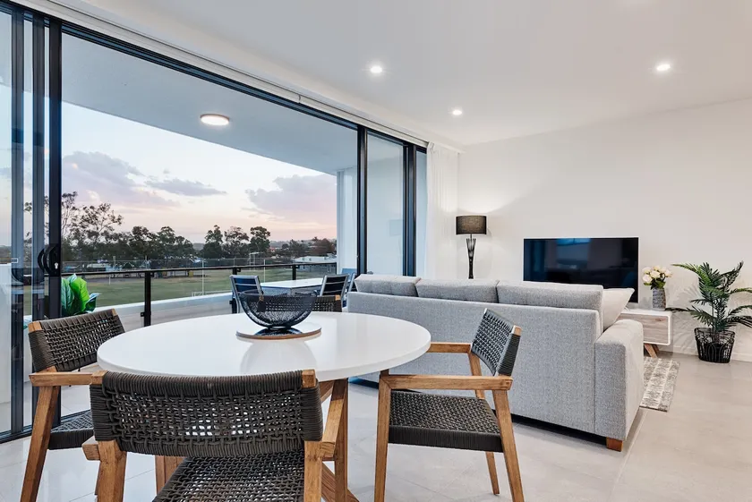New Mooloolaba luxury getaway steps from the beach - Image 1