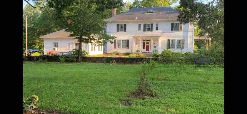 The Peete House and Garden- Entire House - Image 1