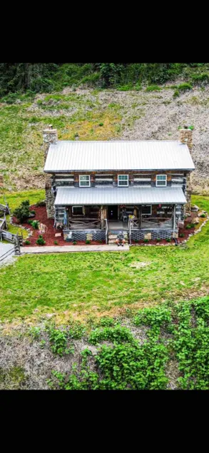 BROWN’S ELK CABIN - Image 1