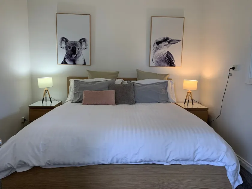 EAGLE Point Nest .Free Netflix WiFi - Image 1