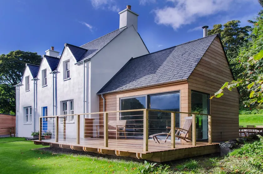 Stalker's Lodge, award winning holiday house on stunning Highland estate - Image 1