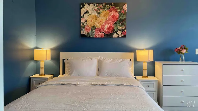 Blue cozy place - Image 1