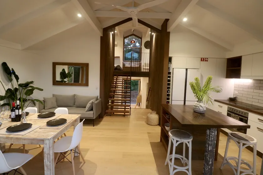 'DragonFly' Luxury Treetop House @ Oasis Resort - Image 1