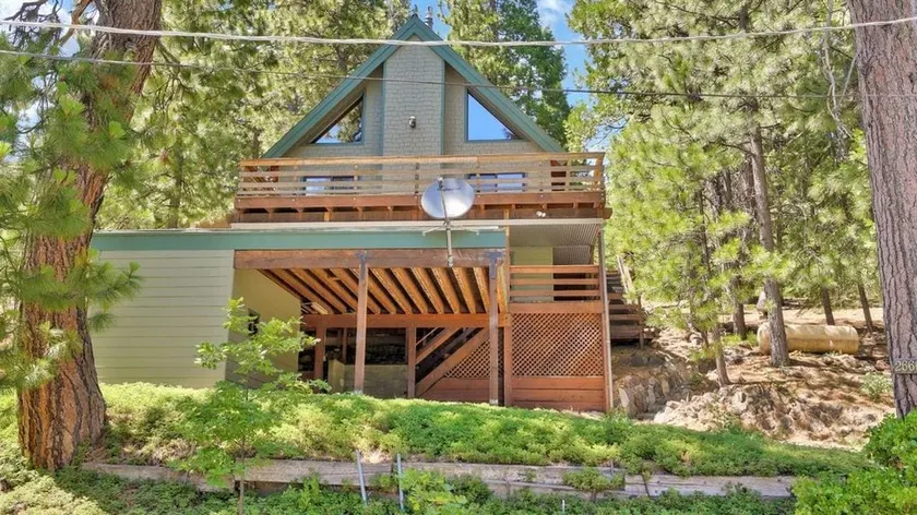 Cozy Cold Springs Cabin with a View - Image 1