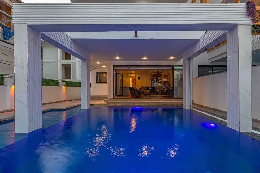 Casa Reinha HEAtED Pool and Jacuzzi-Villa - Image 1