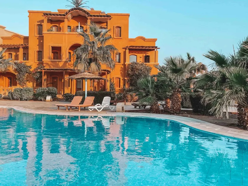 ☀️ Sunny dream Apt in West Golf @ ♾Pool & lagoon - Image 1