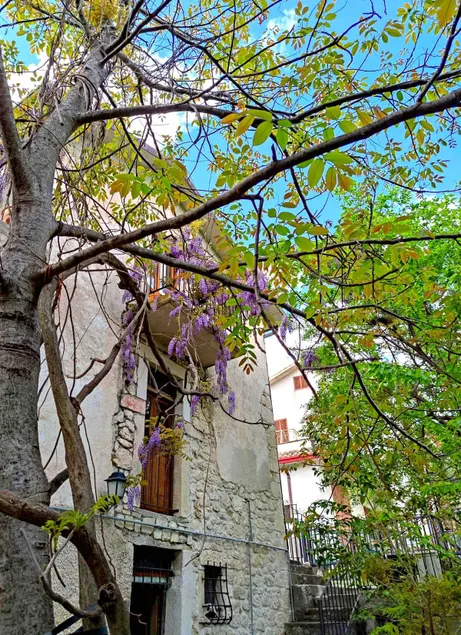 ”Ai Limiti” - Abruzzo Stone House - Image 1