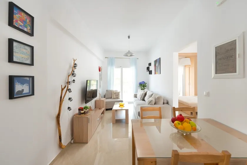 Olive Branch Apartment - Image 1