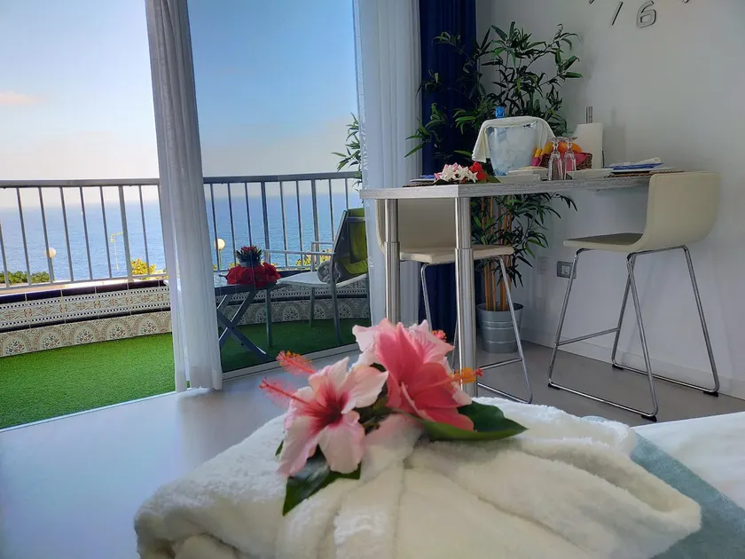 Monis 1 Beach - Image 1