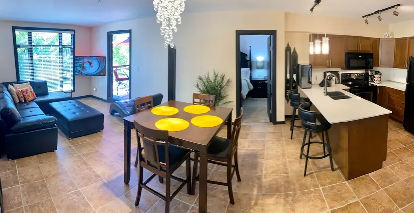 LUXURY Dream Rental Suite - Playa Del Sol Resort. - Image 1