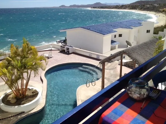 Amazing sunrises ! beach front Condo !! - Image 1