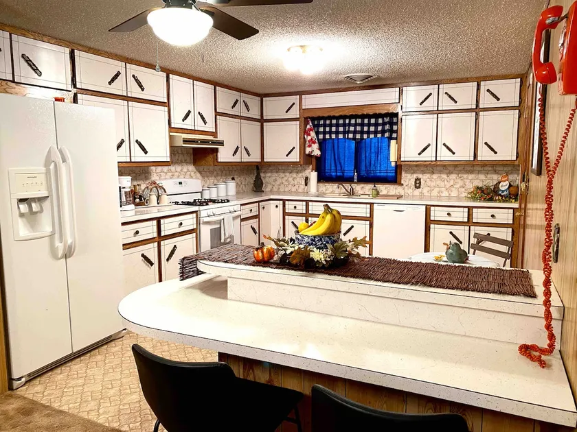 Hideout Number One | Your Home Away From Home | - Image 1