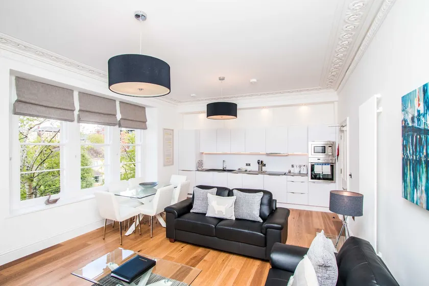 Beaufort House Apartments from Your Stay Bristol - Image 1