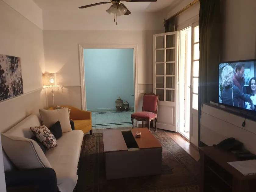Alexander the great apartment 501 - Image 1