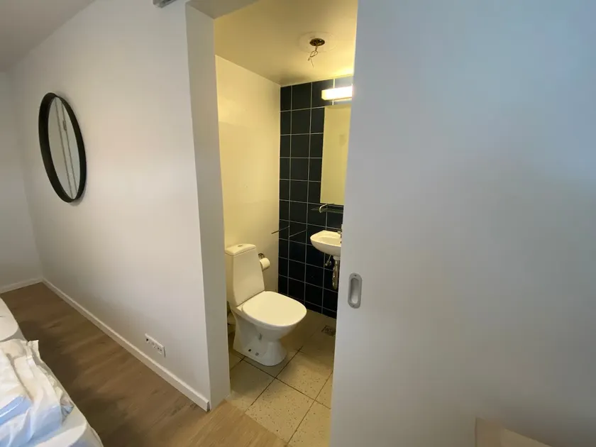 Day Dream - K1 Twin/Double with Private Bathroom - Image 1