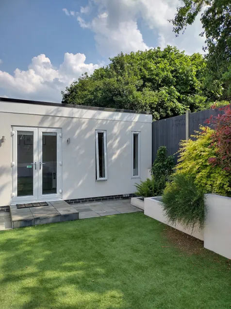 Elen's Modern Annex in Nottingham - Image 1