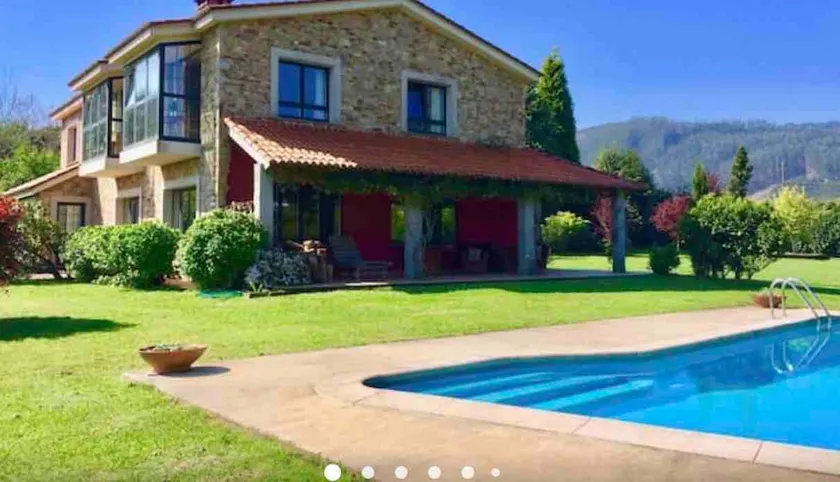 Villa with pool Galicia-Waterfront Secret Garden - Image 1