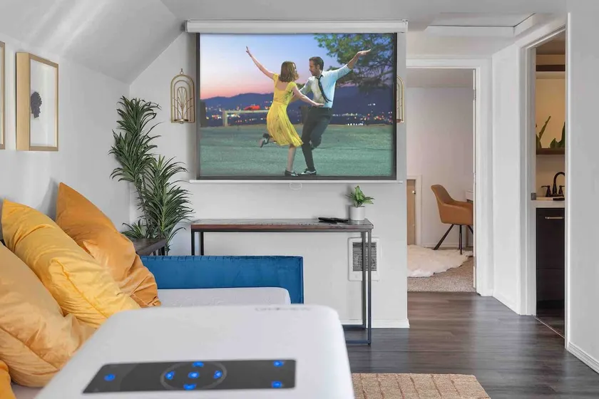 Centralia Theater Apt w/ Projector | Sleeps 4 - Image 1