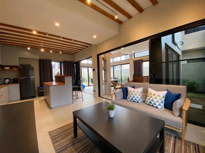 4-BR 1 Minute Walk Beach Private Villa with Pool - Image 1