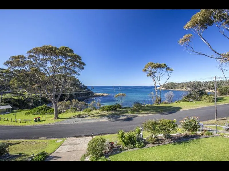 Serenity - beach front house with kayaks - Image 1