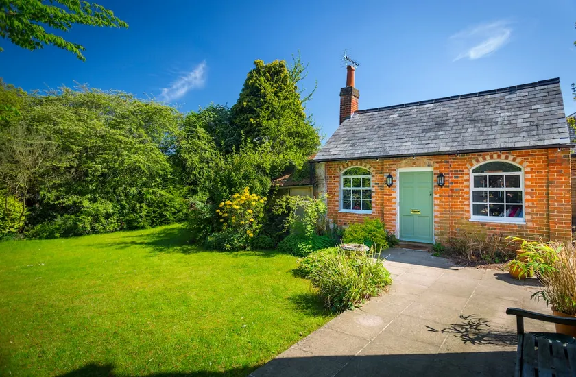 A CASA DA ESCOLA VELHA, ASCOT, BERKSHIRE - Image 1