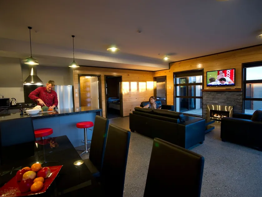 Luxury Seaview Apartments - Image 1