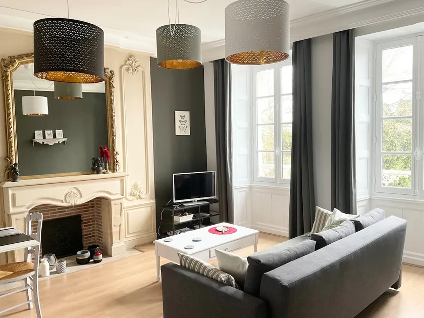 Charm and quiet in the heart of Bayeux + private parking - Image 1