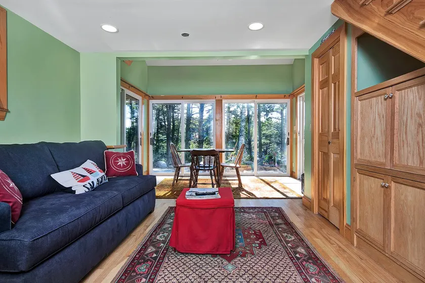”Best of Maine” Oceanfront Cottage 5 STARS - Image 1