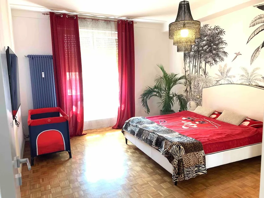 Center Salo - Image 1