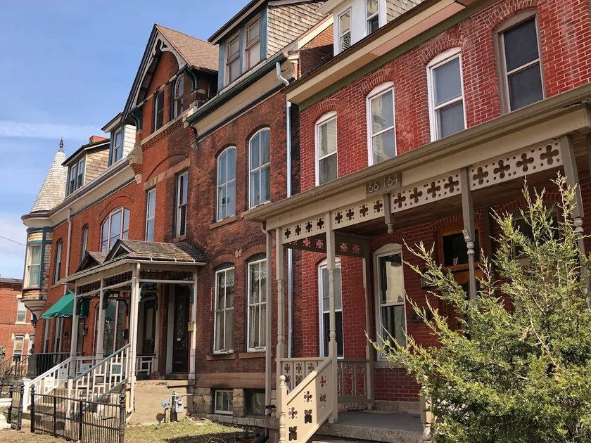 166 Bluff Street maison de ville - Image 1