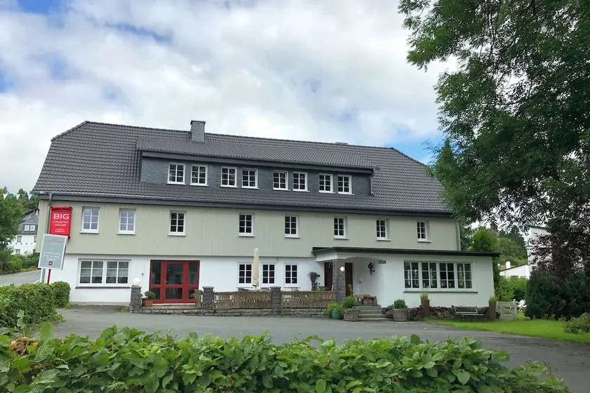 Holiday home with sauna in Winterberg - Image 1