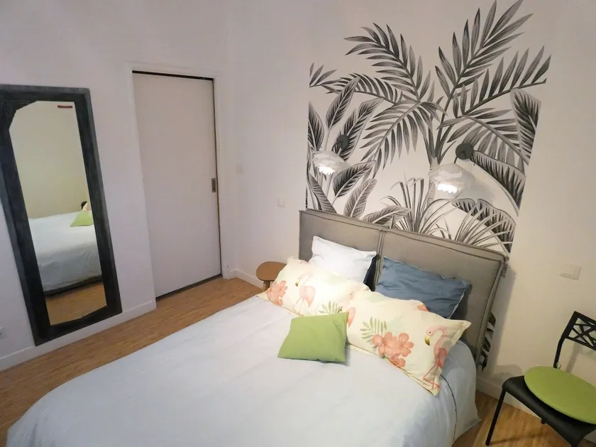 Beau T2 centre village 35m² 3* - Image 1