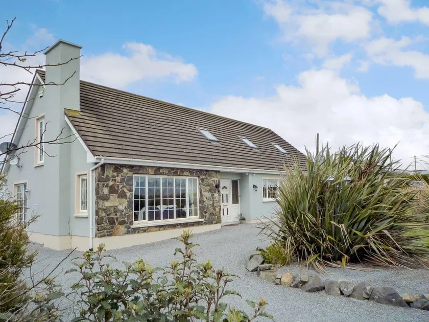 Ballyheigue Guesthouse - Image 1