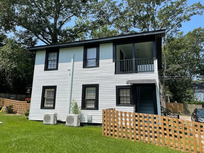 Cozy Cottage near Downtown Laurel! - Image 1