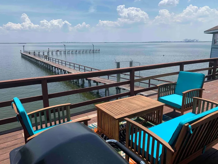 Catchy 2bed/1Bath Water Front View - Image 1